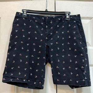 Tommy Hilfiger Bermuda shorts.Navy blue with pink and light blue anchors.Size 8.
